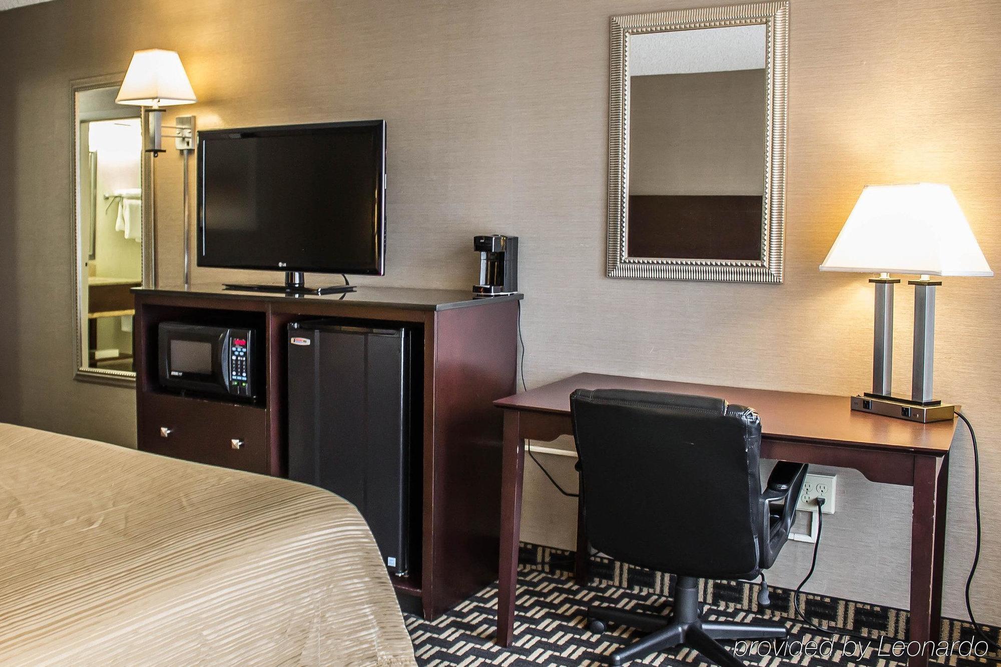 Quality Inn & Conference Center Akron Kültér fotó