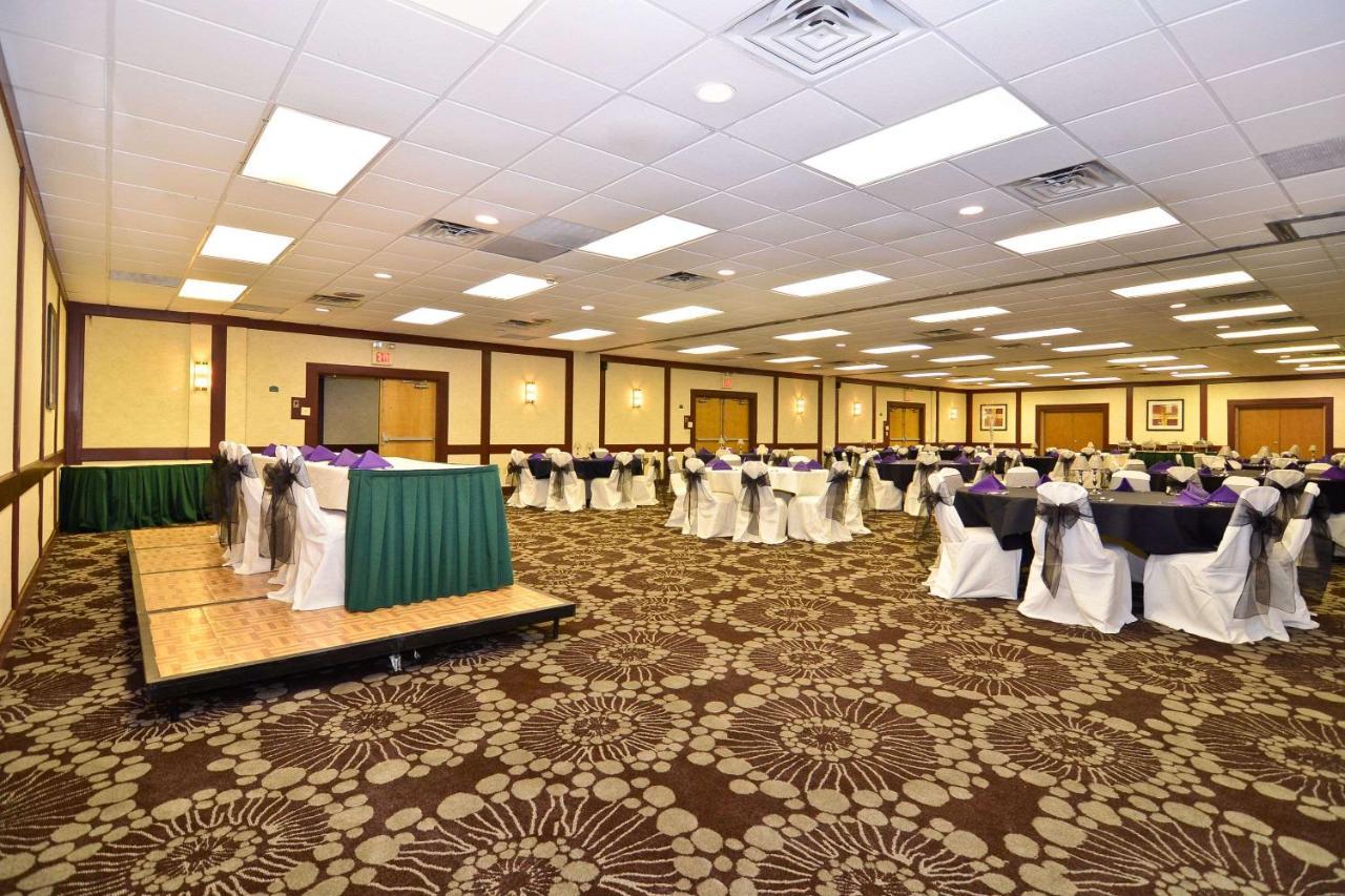 Quality Inn & Conference Center Akron Kültér fotó