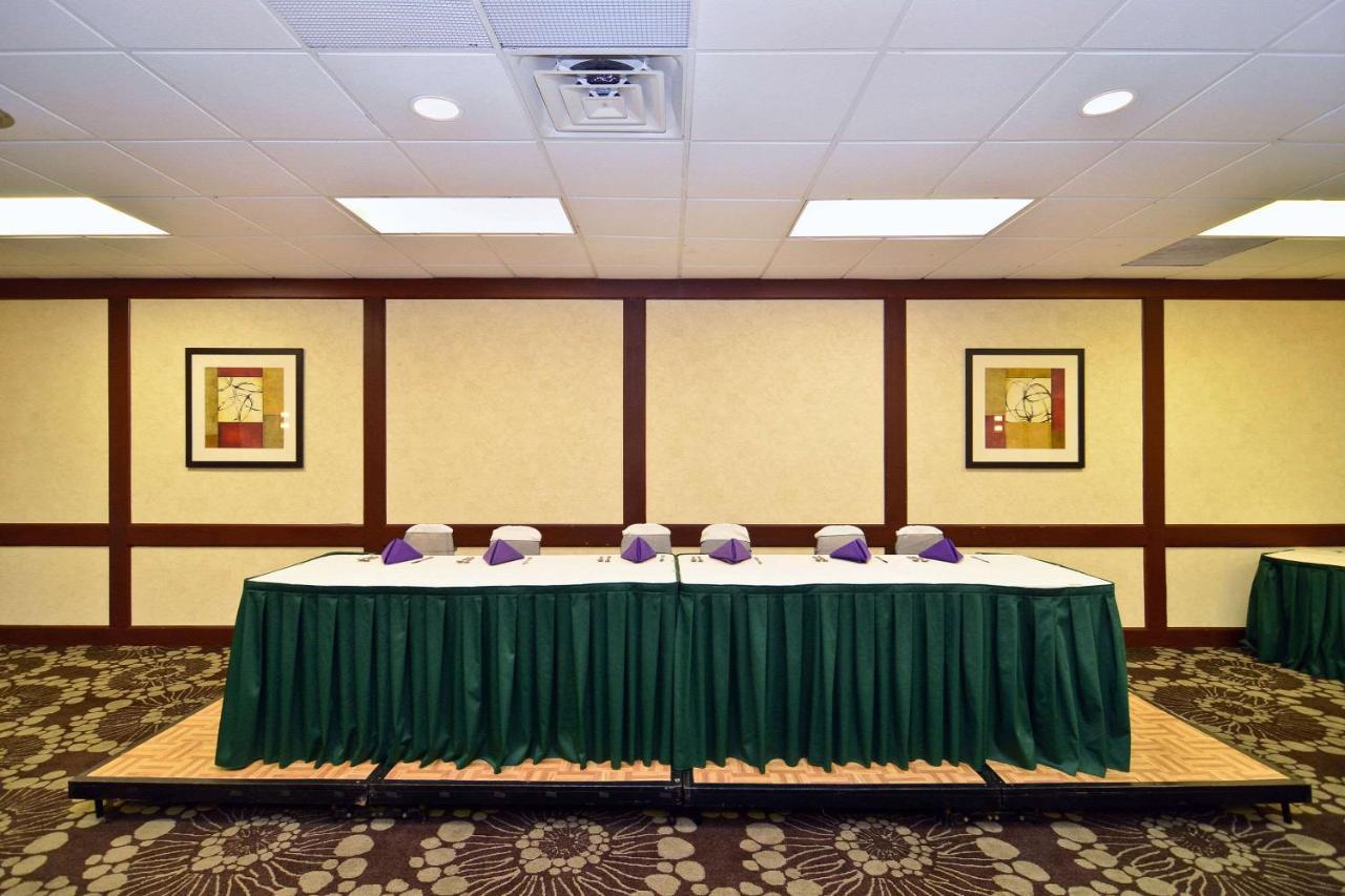 Quality Inn & Conference Center Akron Kültér fotó